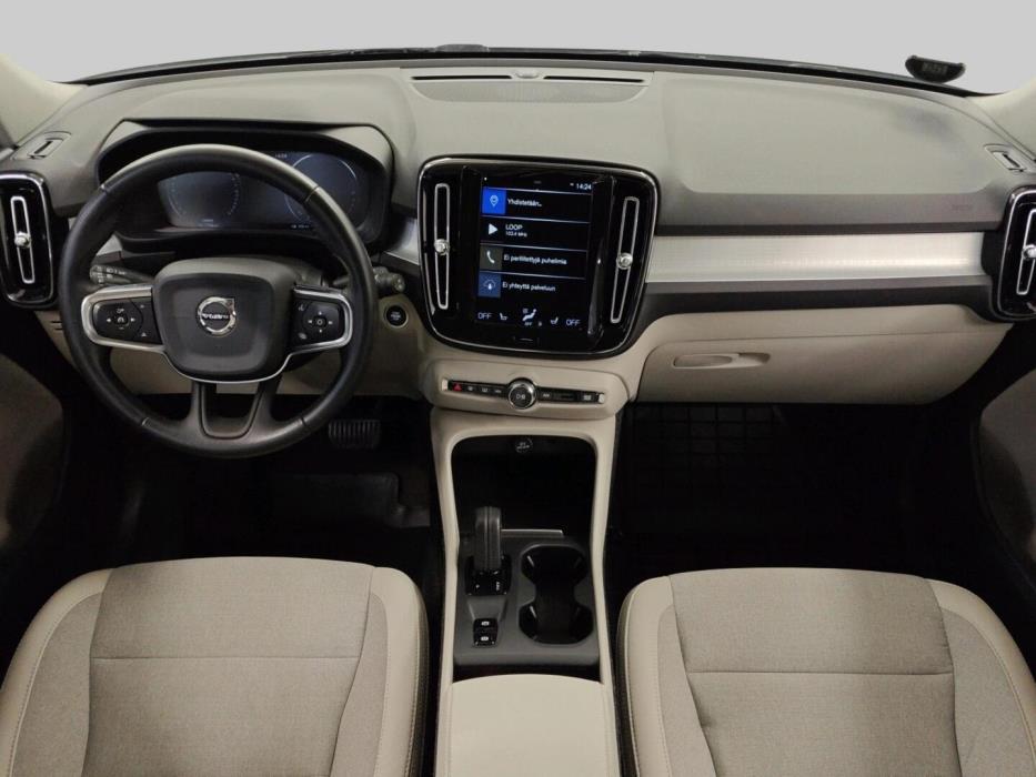 VOLVO XC40 2020