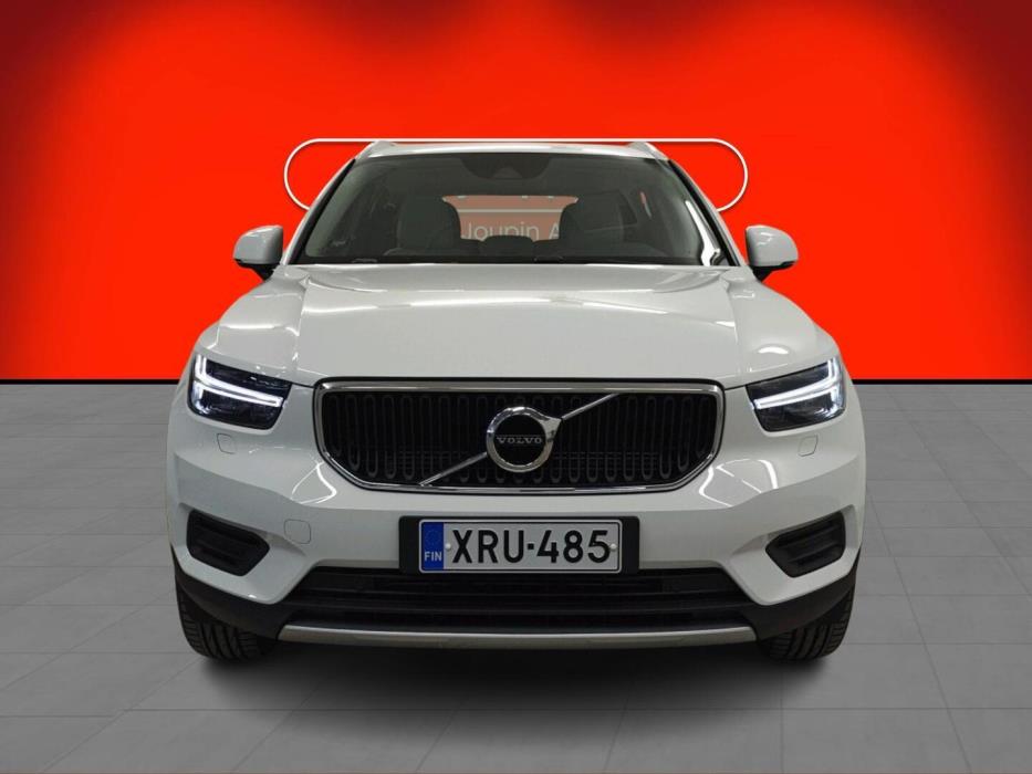 VOLVO XC40 2020
