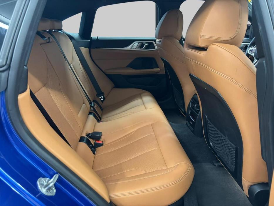 BMW i4 2023