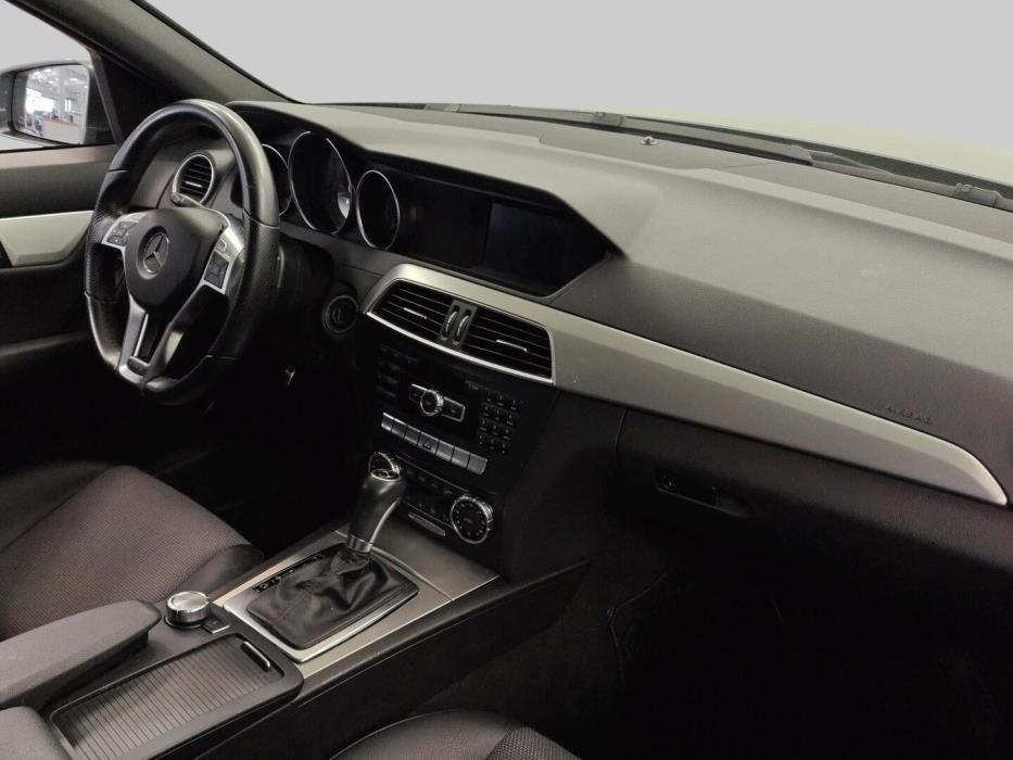 MERCEDES-BENZ C 2012