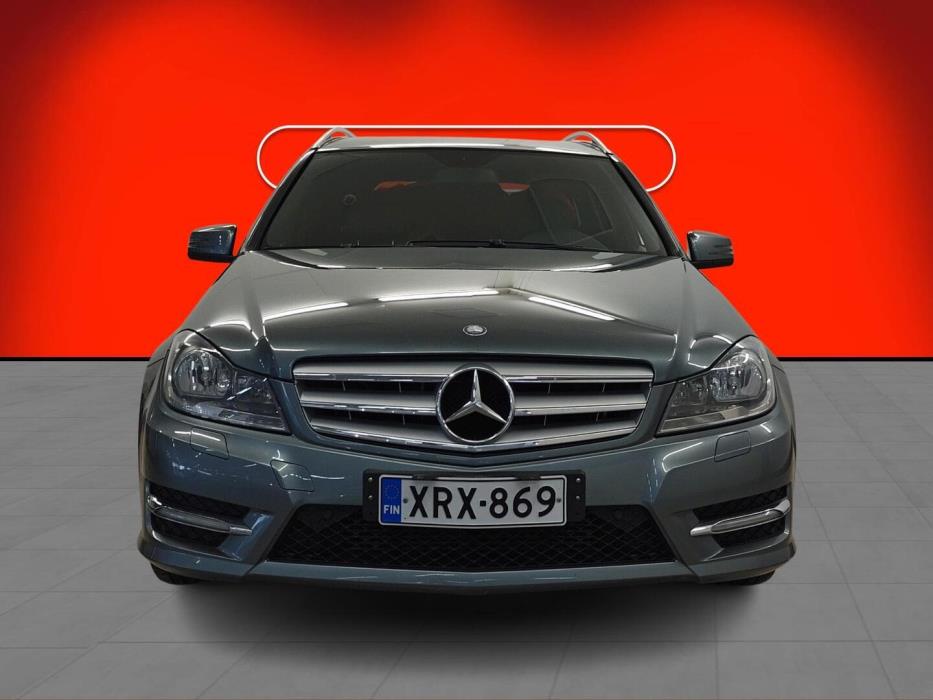 MERCEDES-BENZ C 2012