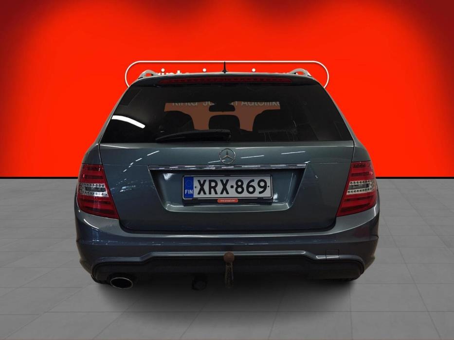MERCEDES-BENZ C 2012