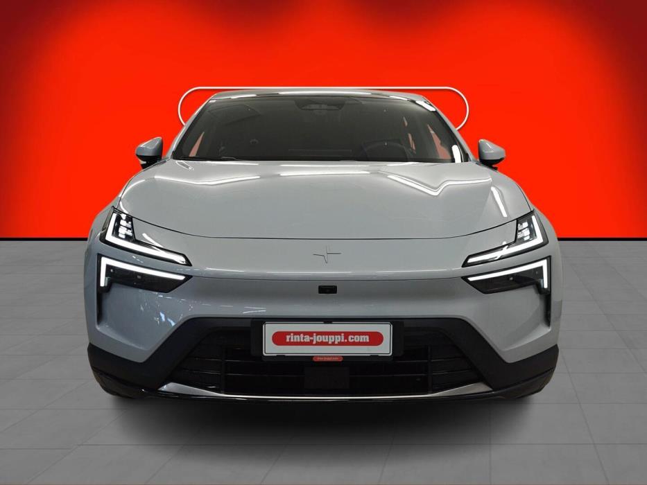POLESTAR 4 2025