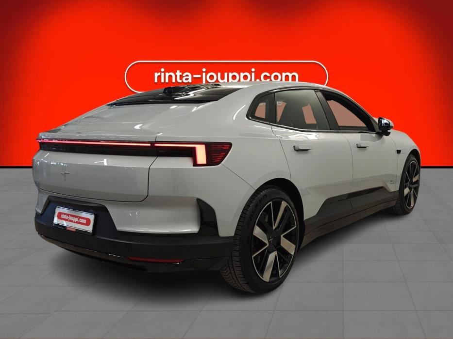 POLESTAR 4 2025
