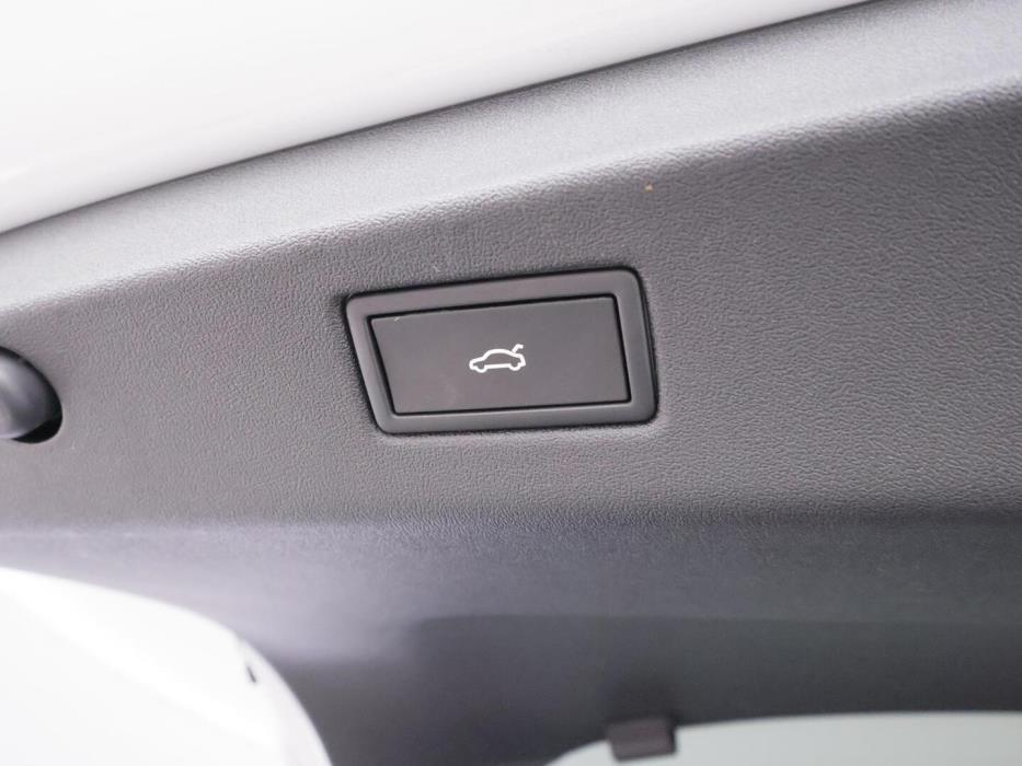 VOLKSWAGEN ID.7 2025
