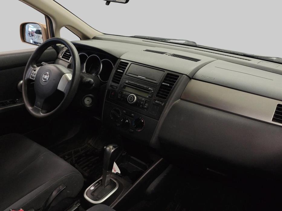 NISSAN Tiida 2008