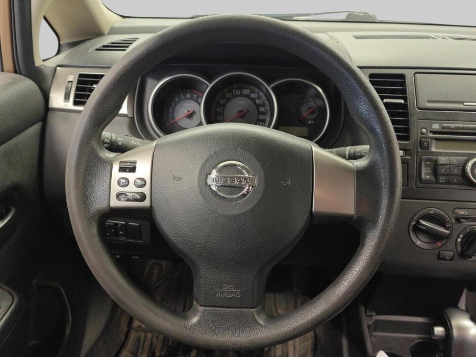 NISSAN Tiida 2008