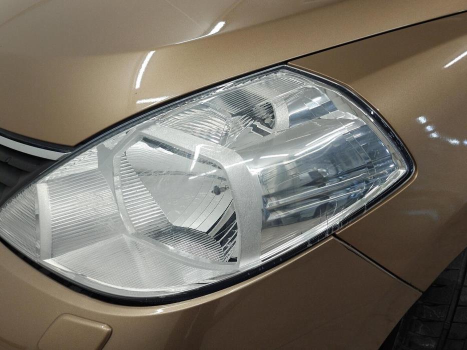 NISSAN Tiida 2008