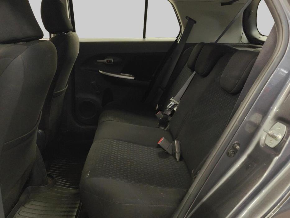 TOYOTA Urban Cruiser 2010