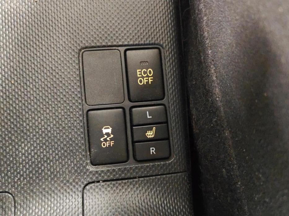 TOYOTA Urban Cruiser 2010