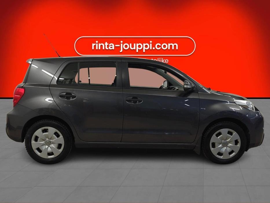 TOYOTA Urban Cruiser 2010