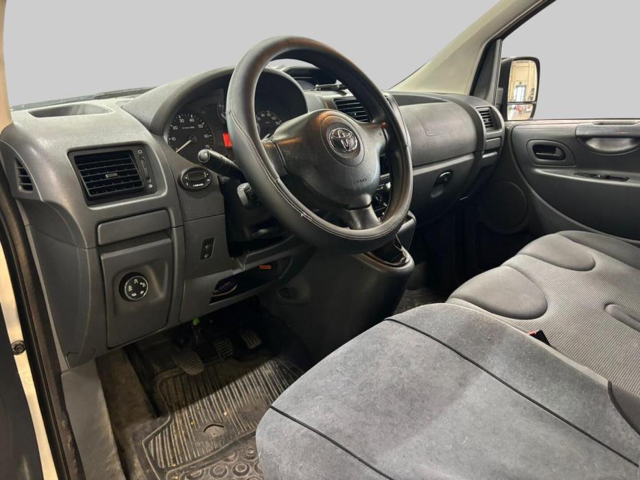 TOYOTA Proace 2014