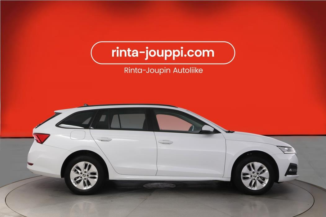 SKODA Octavia 2023