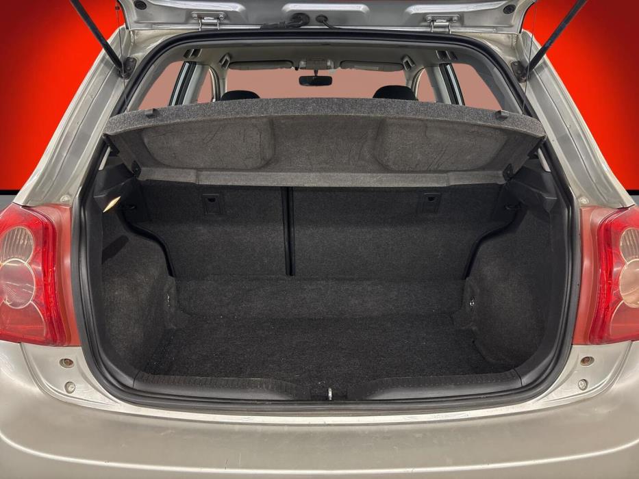 TOYOTA Auris 2008