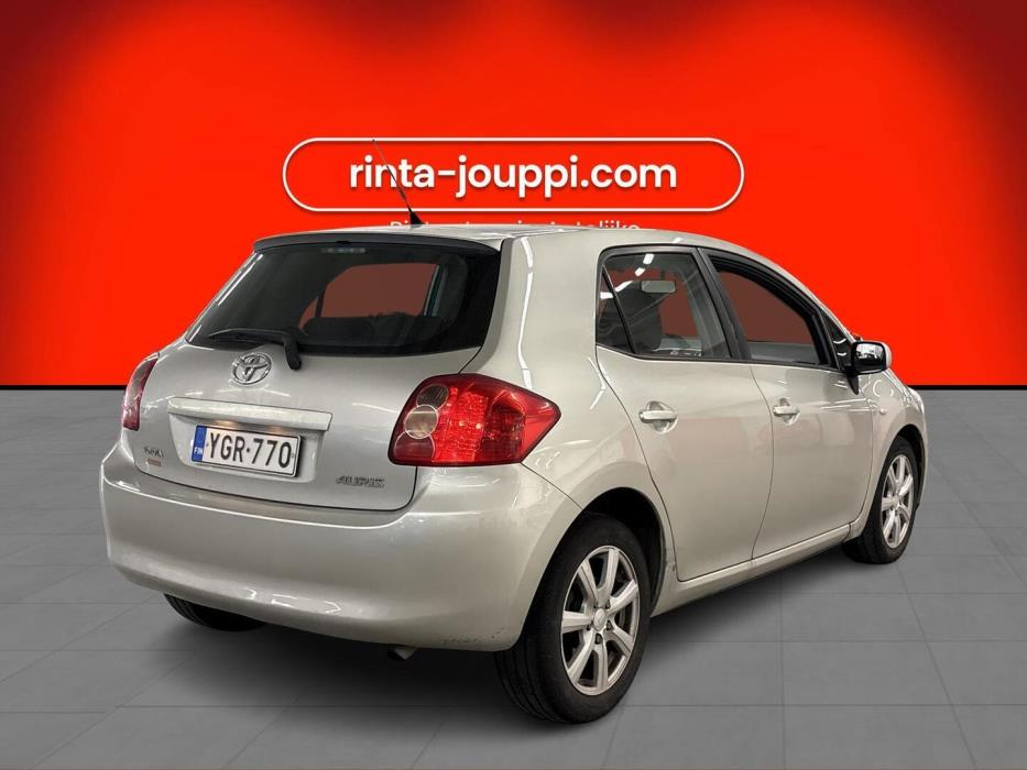 TOYOTA Auris 2008