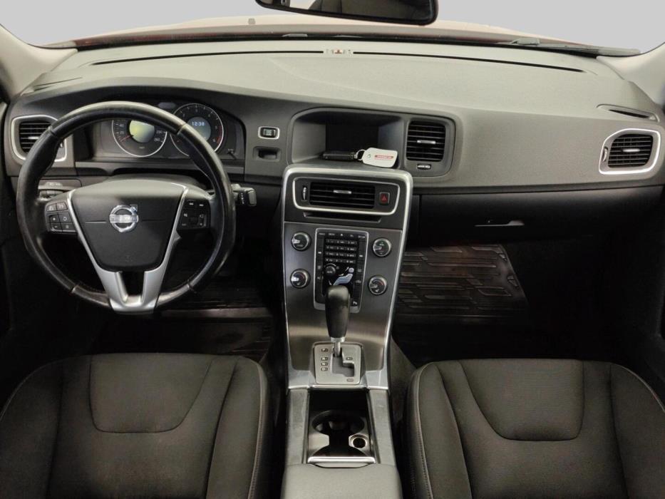 VOLVO S60 2011