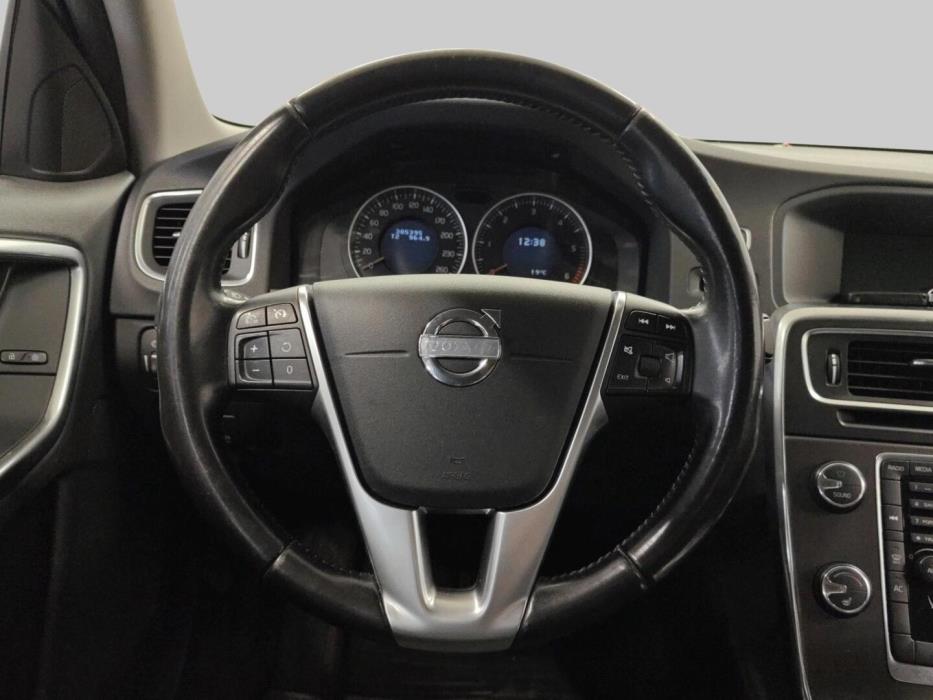 VOLVO S60 2011