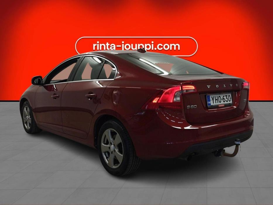 VOLVO S60 2011
