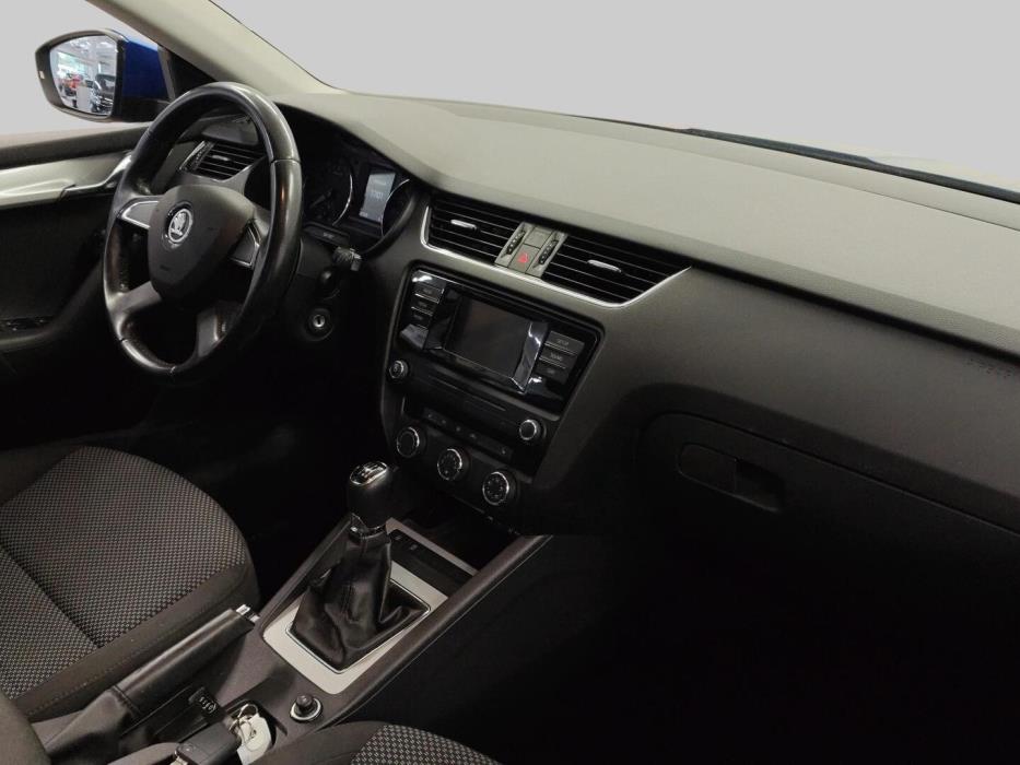 SKODA OCTAVIA 2015