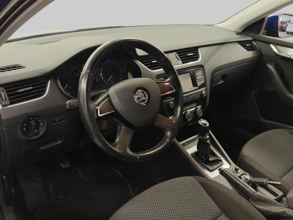 SKODA OCTAVIA 2015