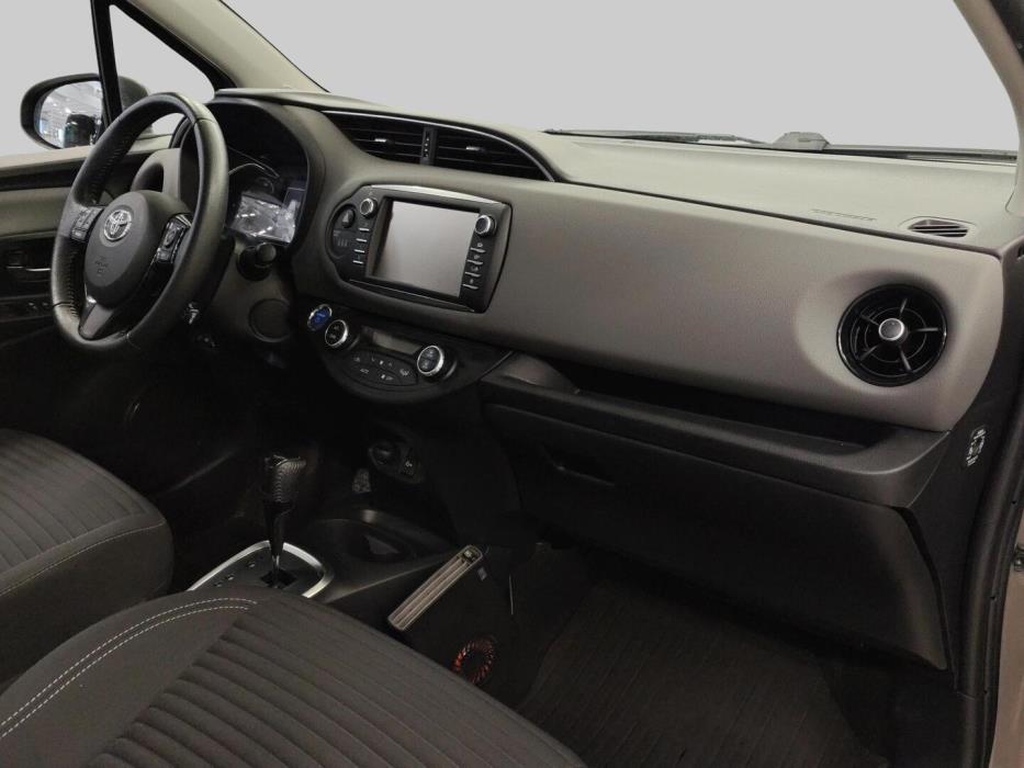 TOYOTA YARIS 2018