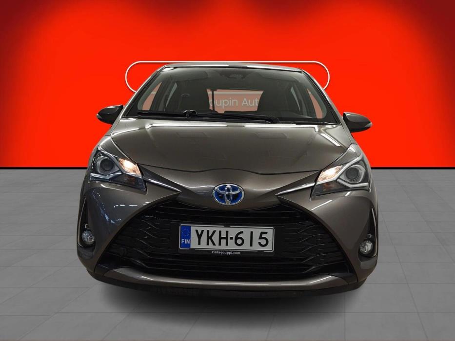TOYOTA YARIS 2018