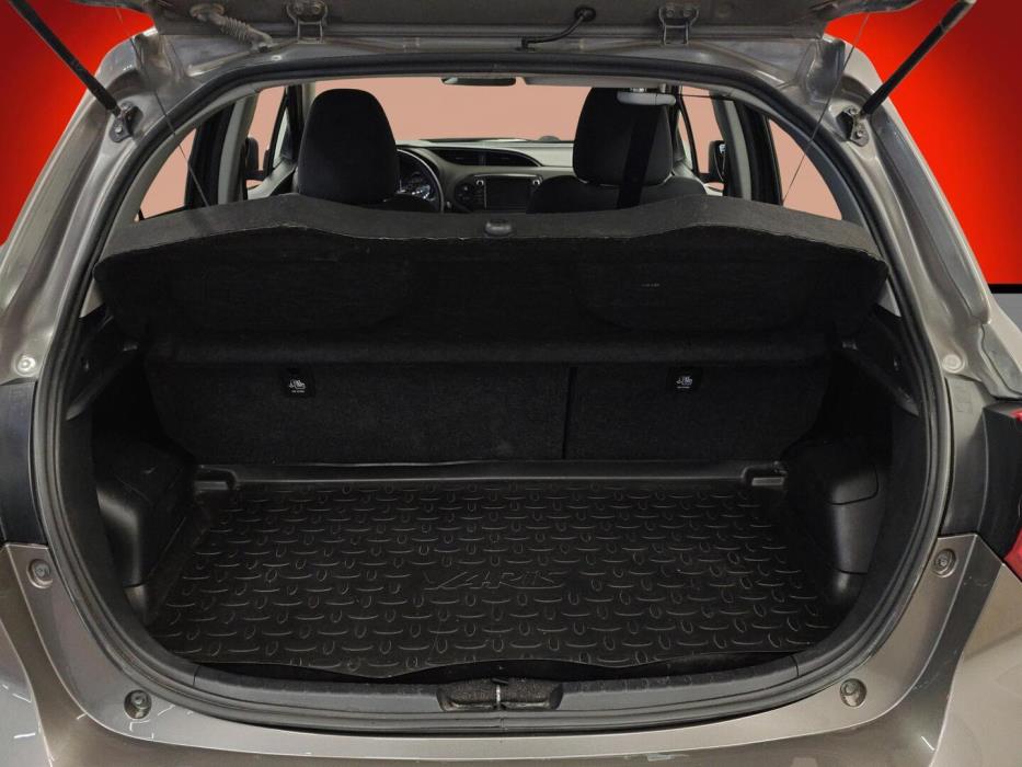 TOYOTA YARIS 2018