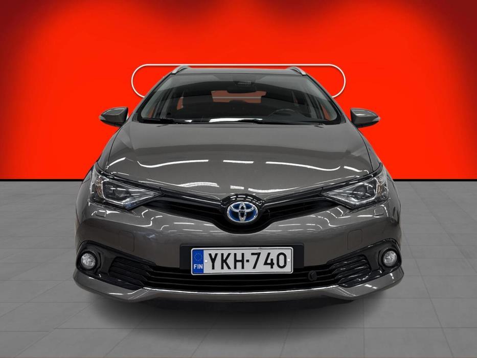 TOYOTA Auris 2018