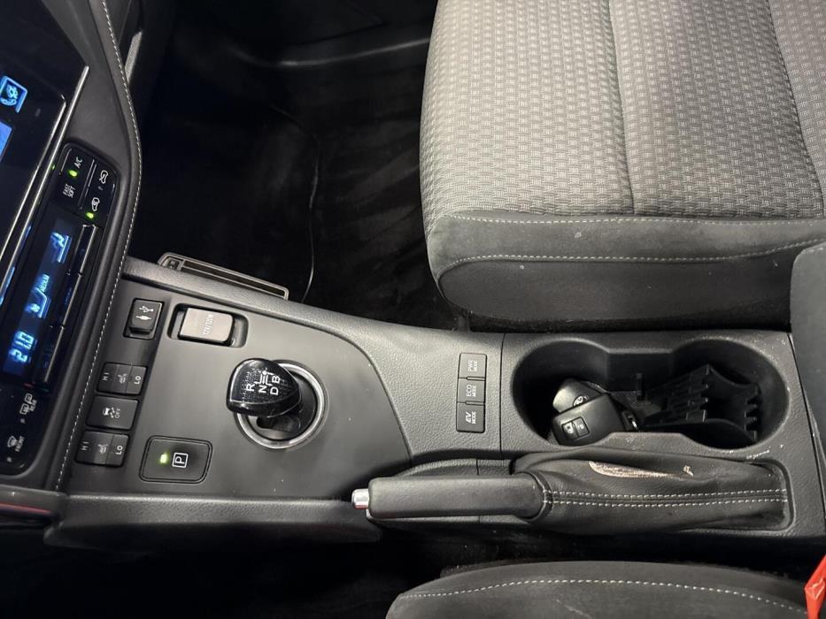 TOYOTA Auris 2018