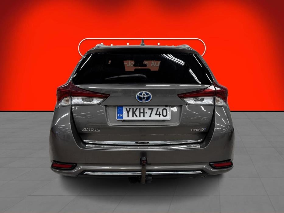 TOYOTA Auris 2018