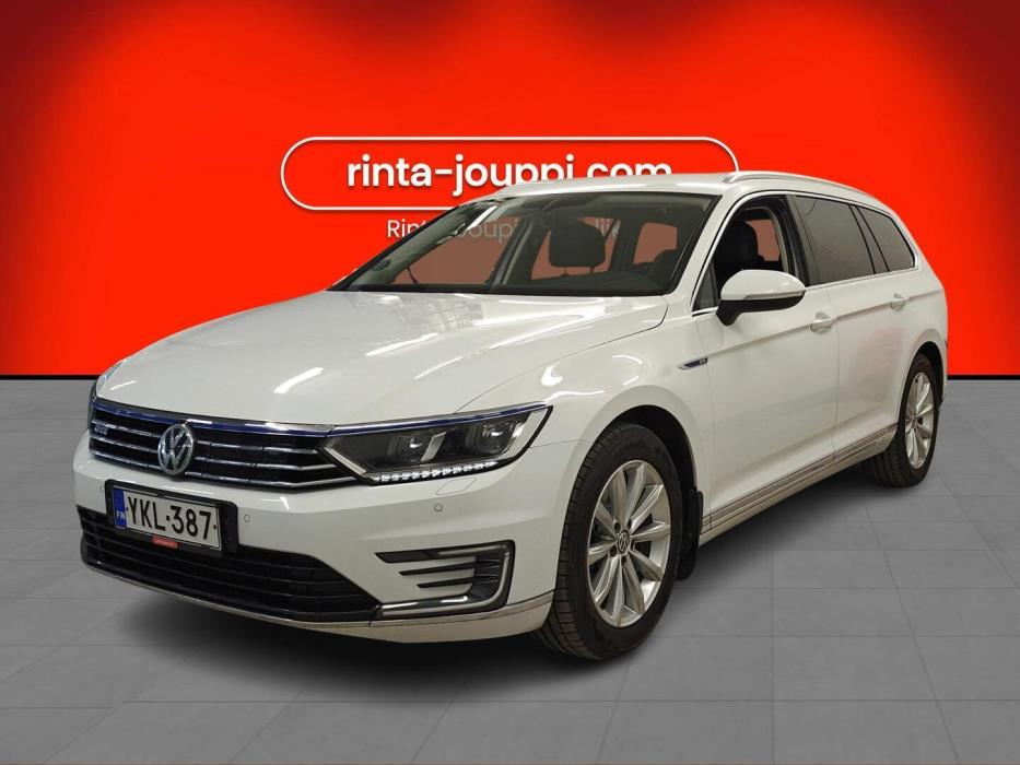VOLKSWAGEN Passat 2018