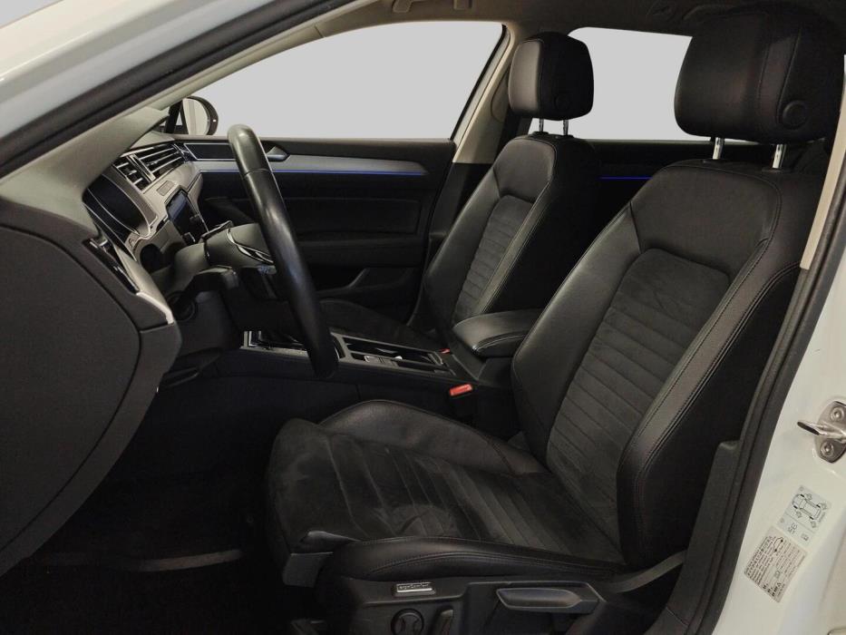 VOLKSWAGEN Passat 2018