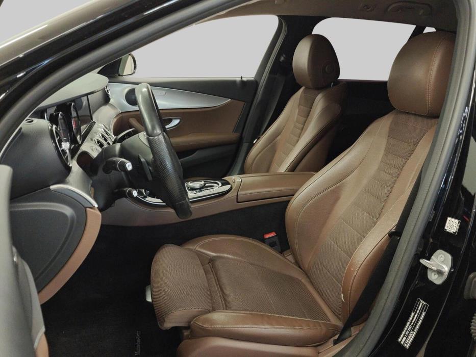 MERCEDES-BENZ E 2017