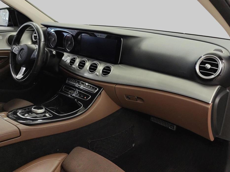 MERCEDES-BENZ E 2017