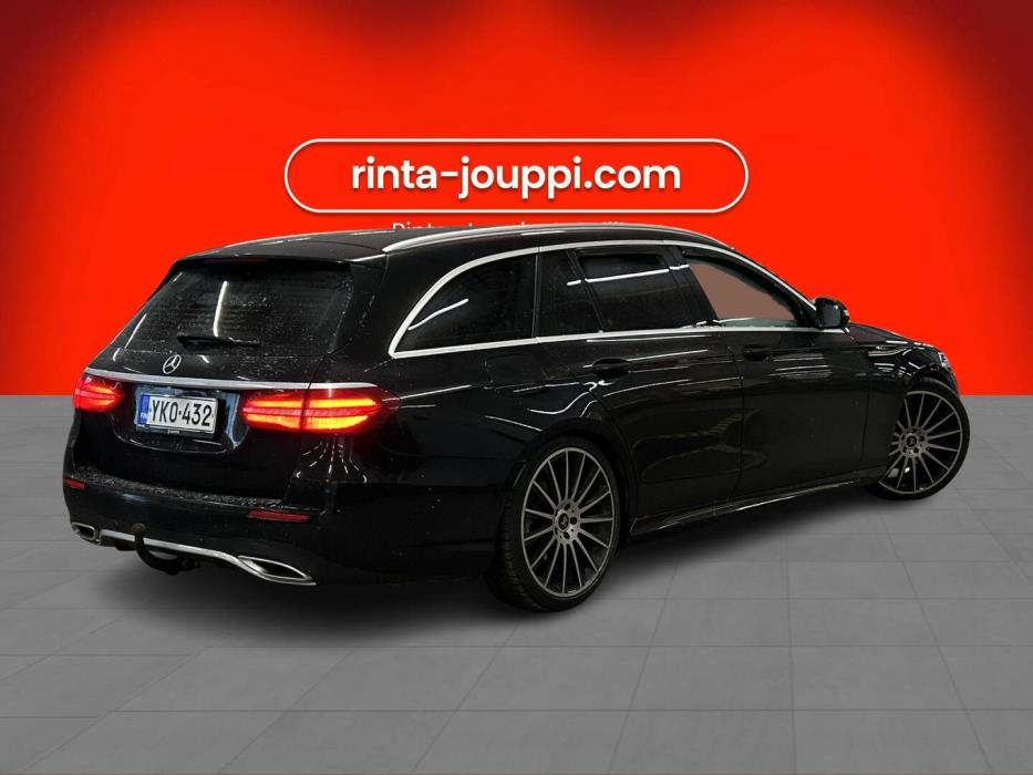 MERCEDES-BENZ E 2017