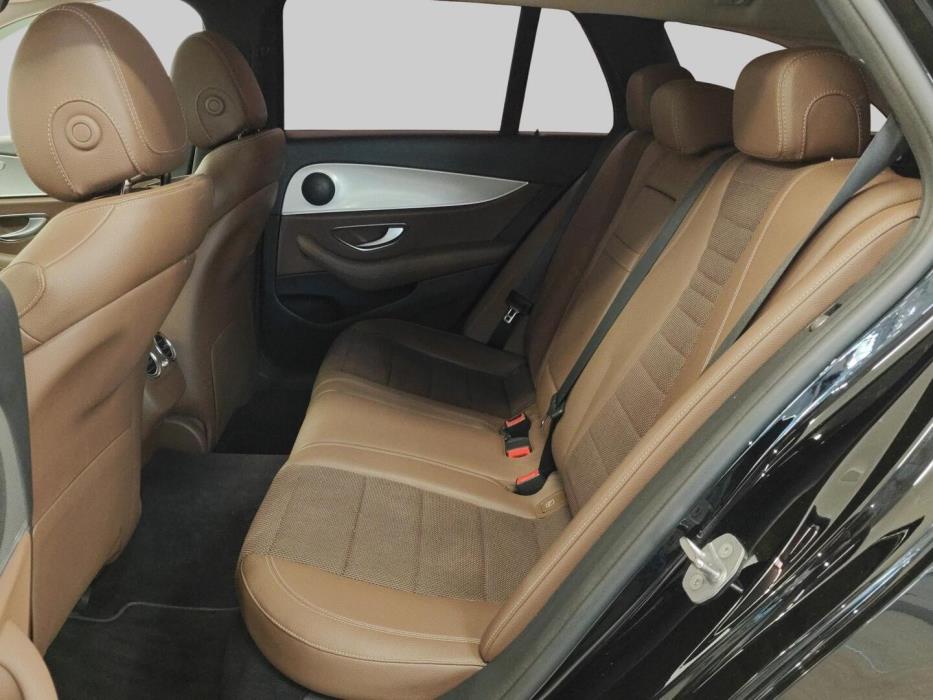 MERCEDES-BENZ E 2017