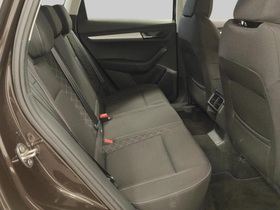 SKODA Karoq 2019