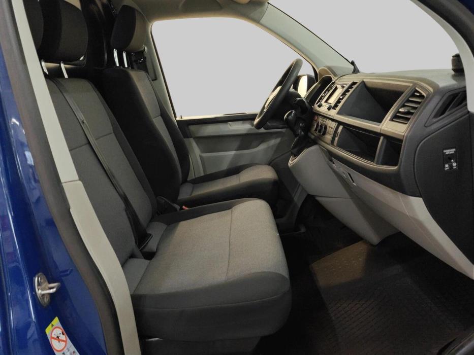 VOLKSWAGEN Transporter 2019