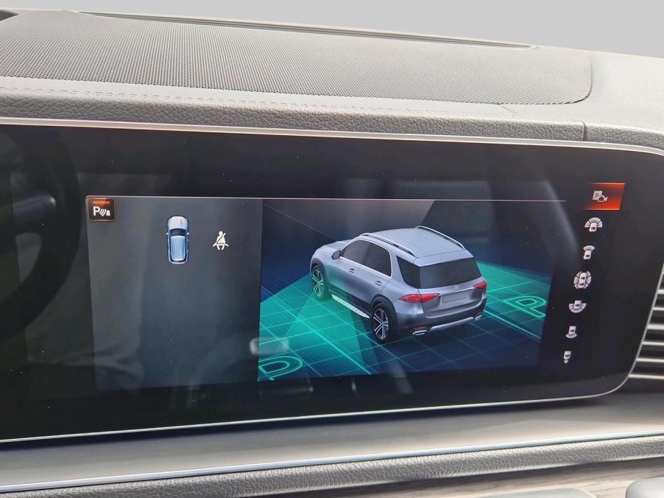 MERCEDES-BENZ GLE 2021