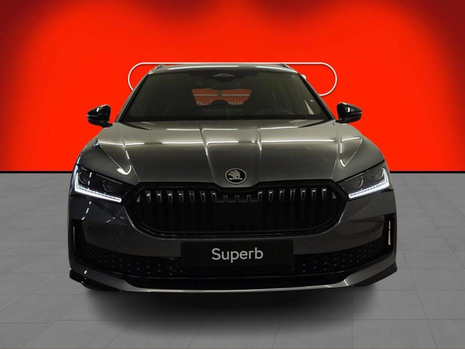 SKODA Superb 2026