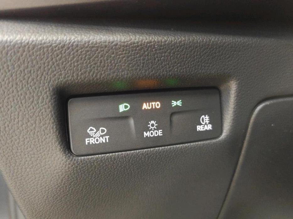 SKODA Superb 2026