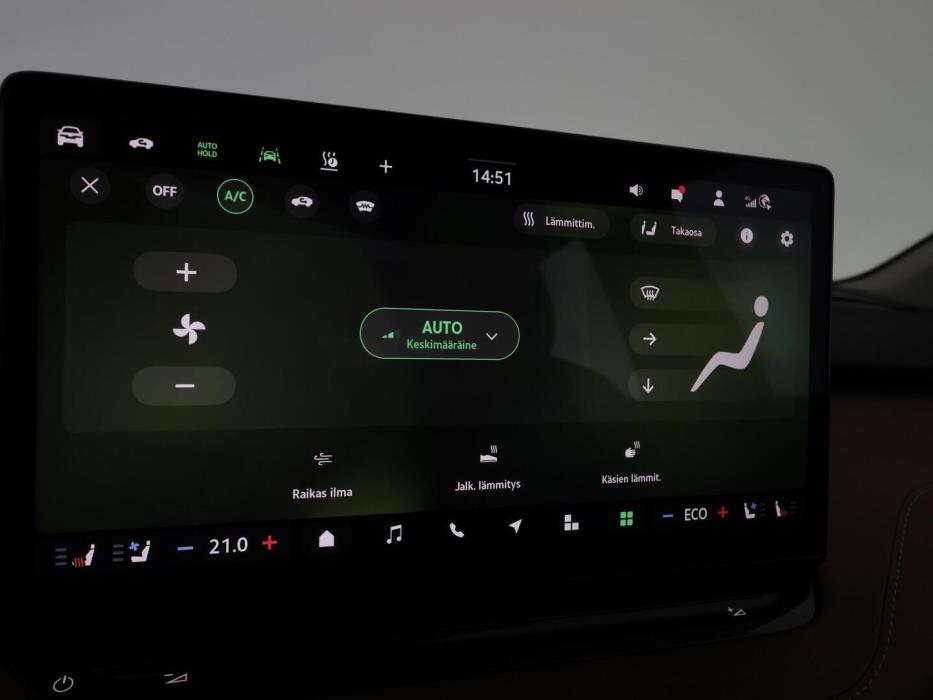 SKODA ENYAQ 2026