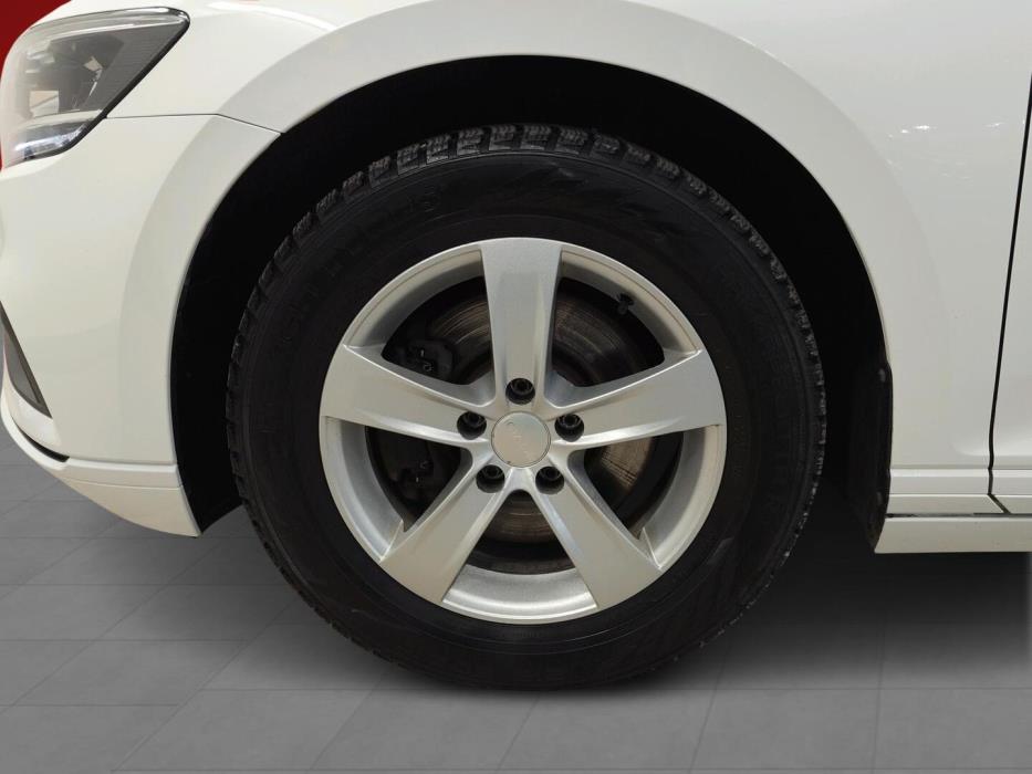 VOLKSWAGEN Passat 2021