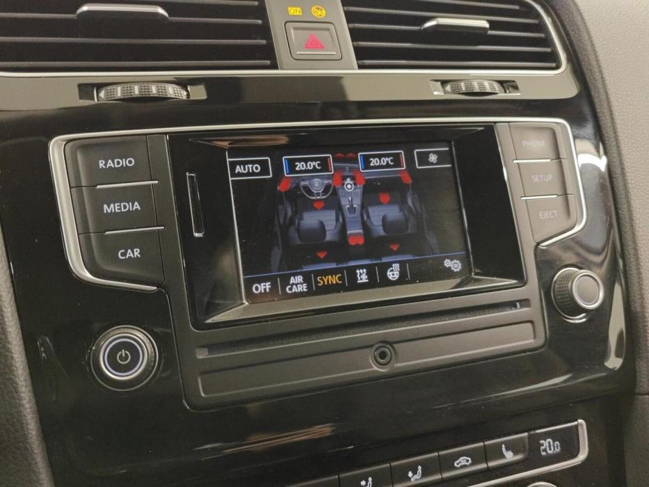 VOLKSWAGEN GOLF 2017