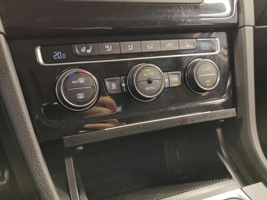 VOLKSWAGEN GOLF 2017