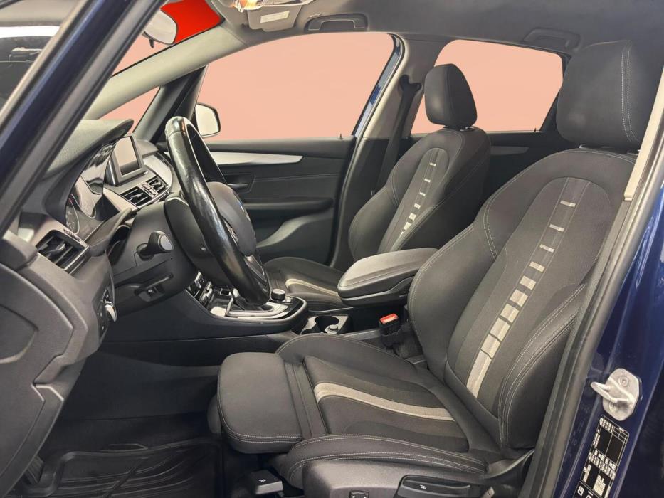 BMW 218 2017