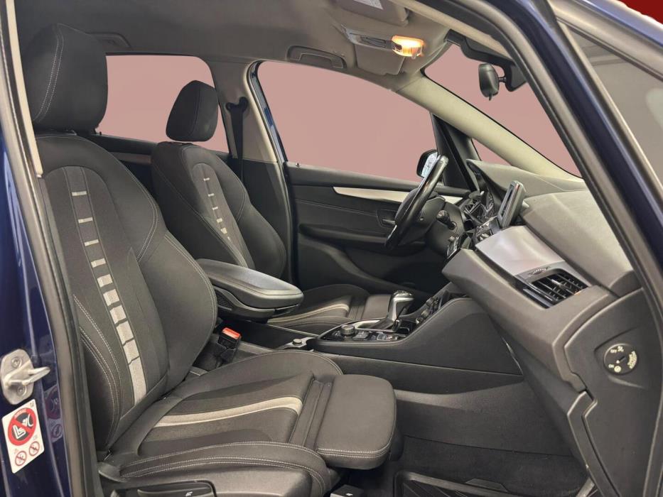 BMW 218 2017