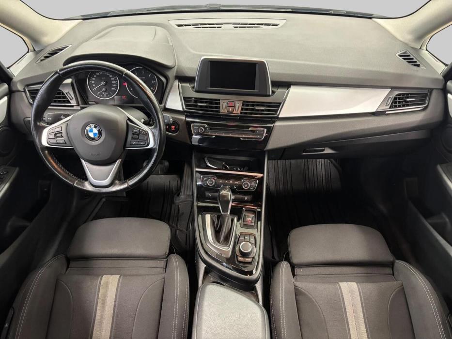 BMW 218 2017