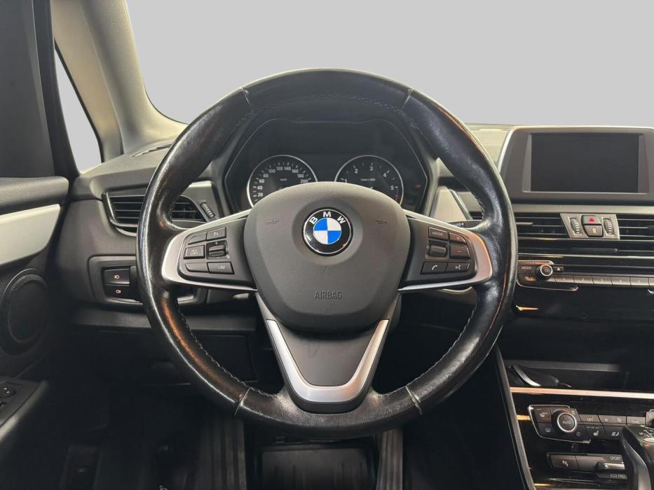 BMW 218 2017