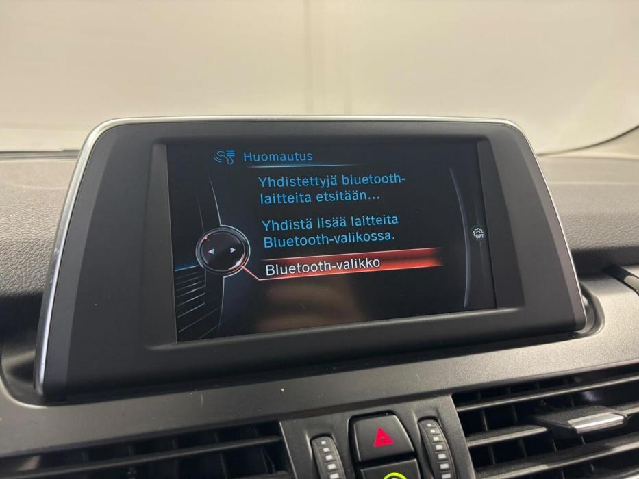 BMW 218 2017